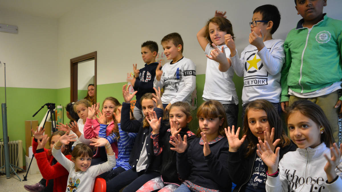 Bambini della 3A, Scuola Prati di Treviso durante le riprese del 14 Novembre 2019